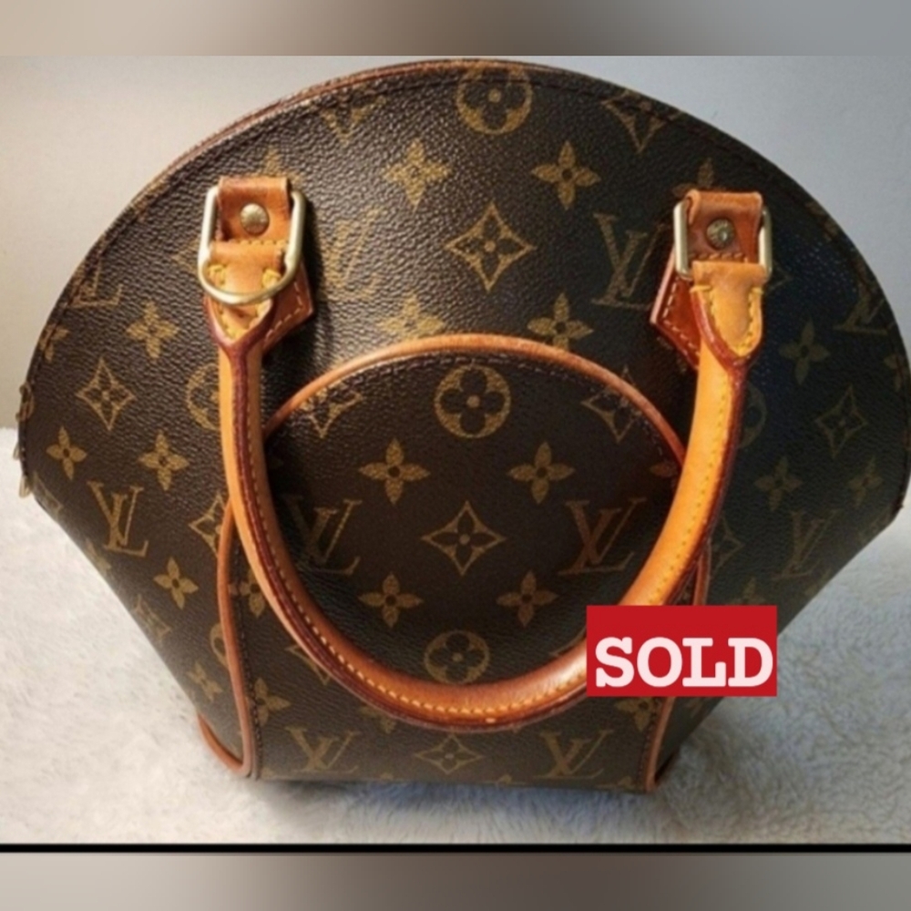 ❌️SOLD❌️ VINTAGE Louis Vuitton Monogram Ellipse PM